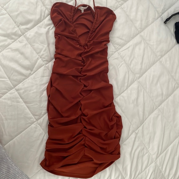 Honey dress, size small. Only worn once - Picture 3 of 4